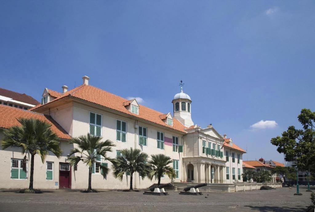 Hotel Lautze Indah Jakarta Bagian luar foto