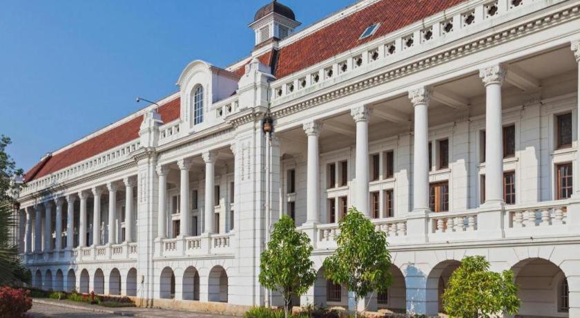 Hotel Lautze Indah Jakarta Bagian luar foto