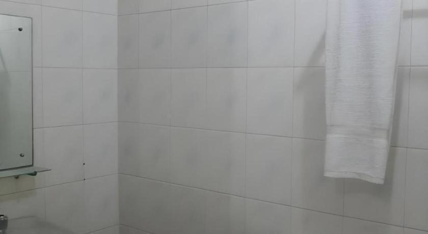 Hotel Lautze Indah Jakarta Bagian luar foto