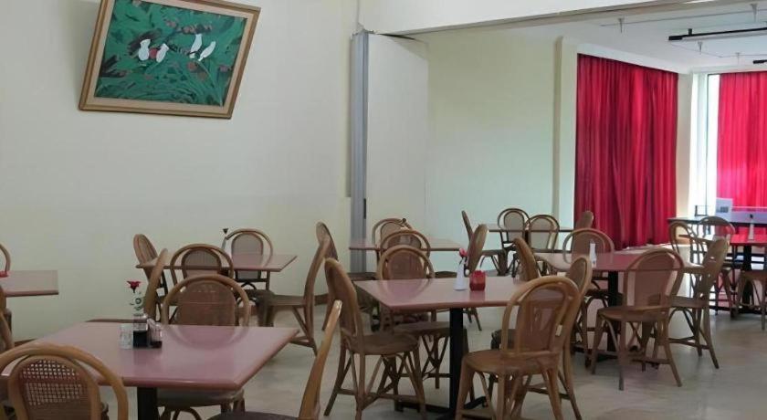 Hotel Lautze Indah Jakarta Bagian luar foto